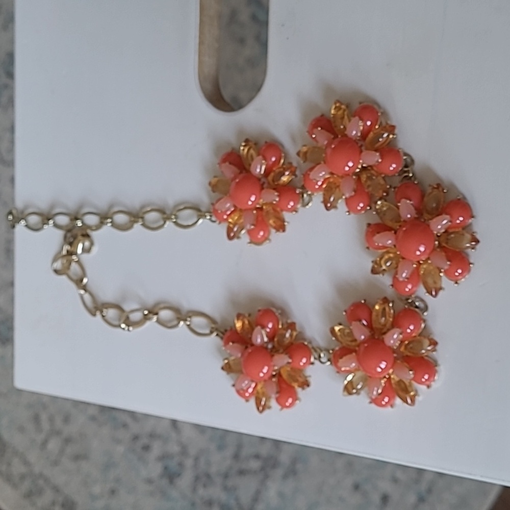 LB Statement Necklace